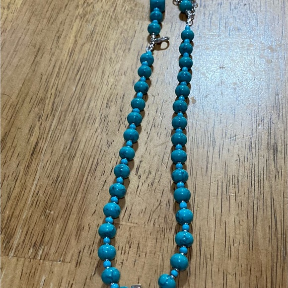 Beautiful necklace 17” - Picture 3 of 5